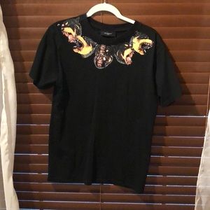 Givenchy tshirt